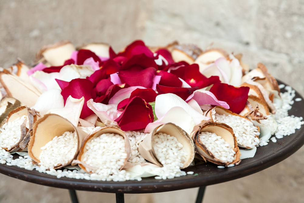 Cómo elaborar conos de papel kraft para el arroz en tu boda 3 conos arroz papel kraft