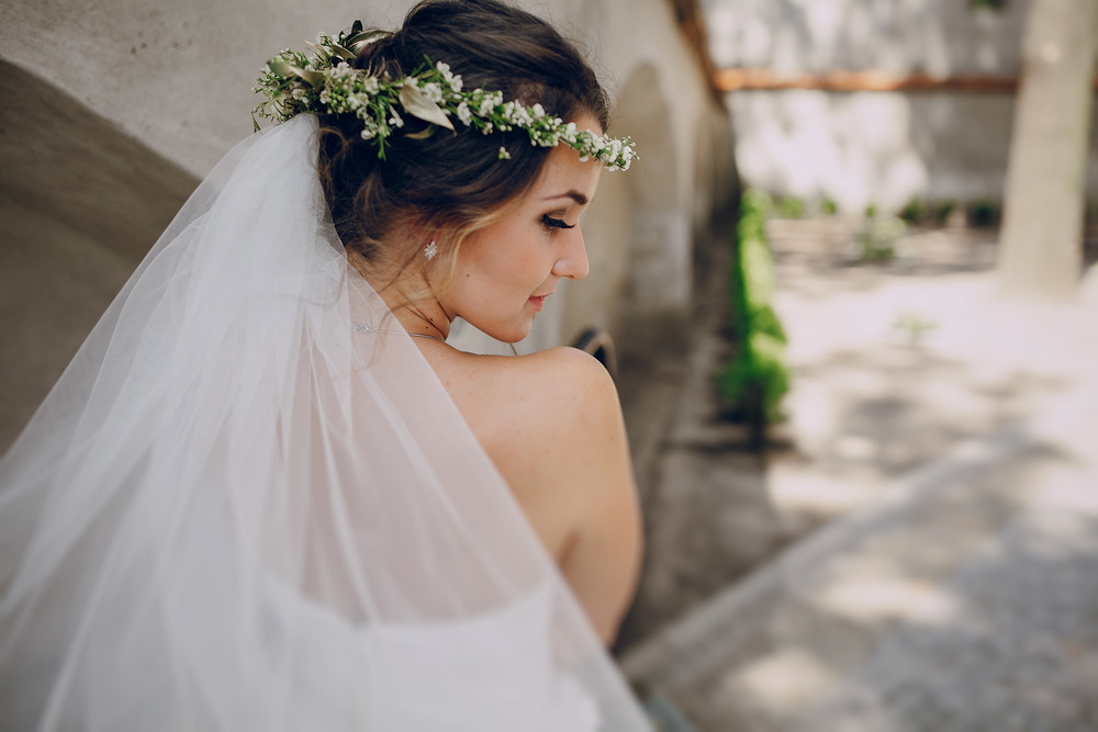 Tendencias de accesorios y maquillaje para novias en 2019 2 corona de flores para tu boda